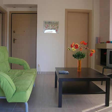Apartments Eleni 4 Seasons Ханиоти Экстерьер фото